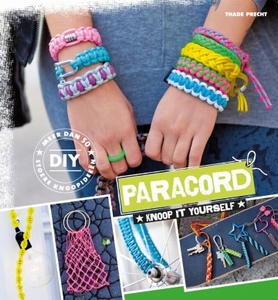 Paracord, knoop it yourself. Thade Precht