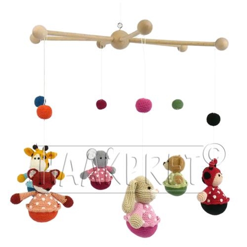 Baby Knuffels haken, en andere speeltjes voor de babykamer